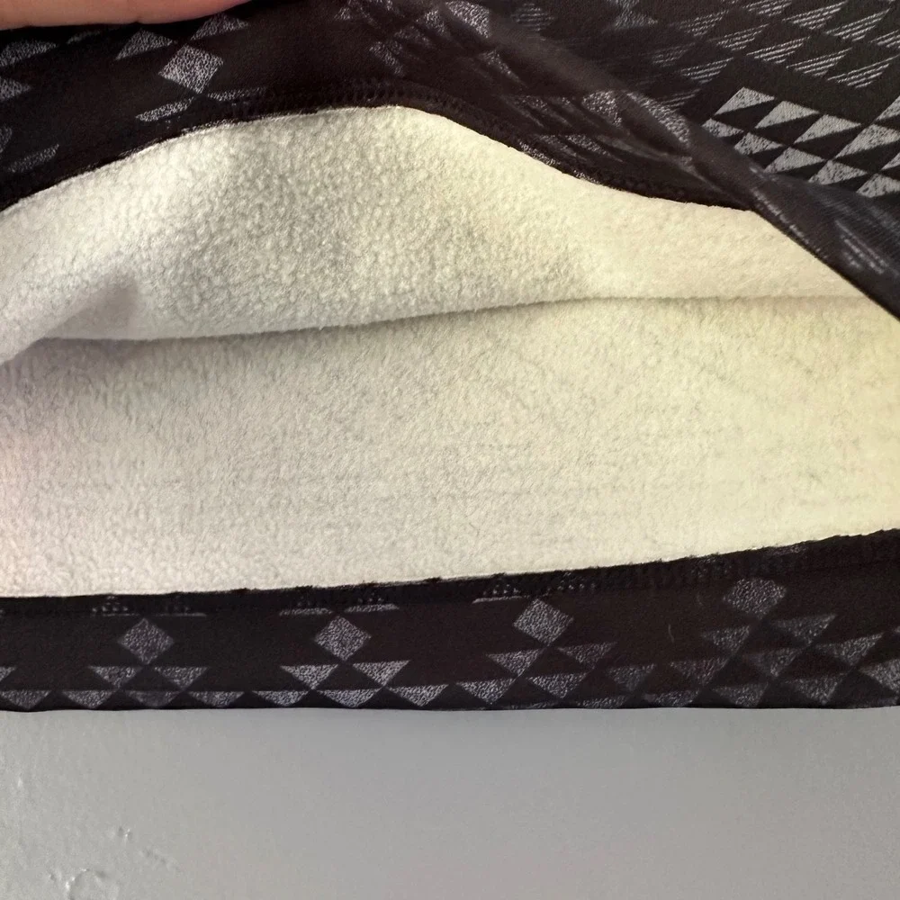 Athleta Black + Grey Diamond Checkered Fleece Lined Mini Skirt‎ XS